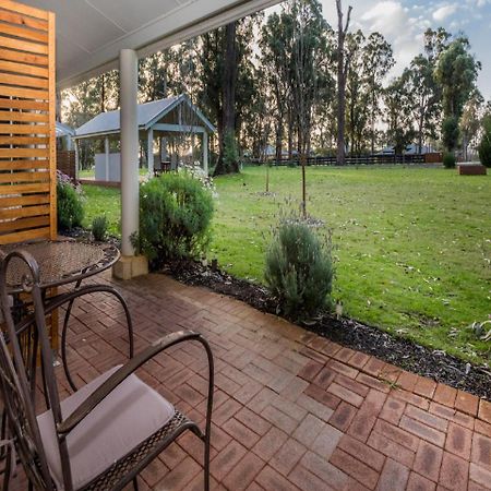 Inn The Tuarts Guest Lodge Busselton Accommodation - Adults Only Экстерьер фото