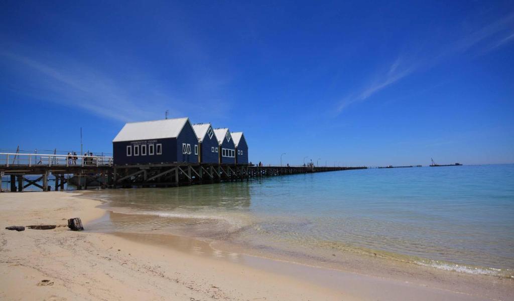 Inn The Tuarts Guest Lodge Busselton Accommodation - Adults Only Экстерьер фото