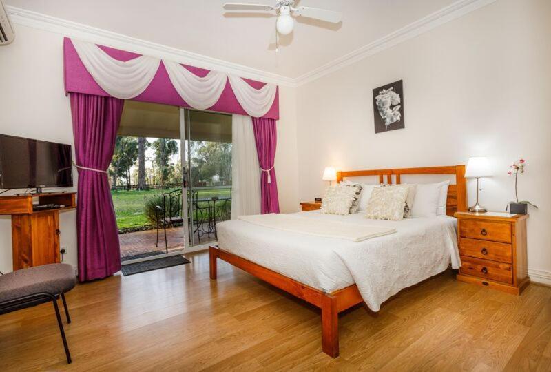 Inn The Tuarts Guest Lodge Busselton Accommodation - Adults Only Экстерьер фото
